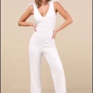 Elegant White Sleeveless Jumpsuit